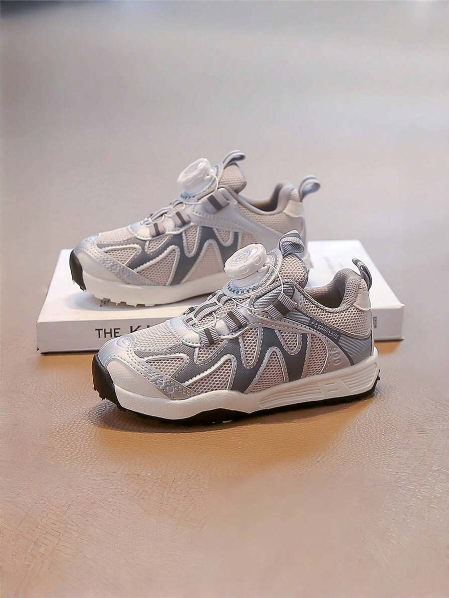 1 par de zapatillas de moda con diseño de botón giratorio de malla de PU y suela blanda, adecuadas para primavera y otoño - Plateado - Ver 1