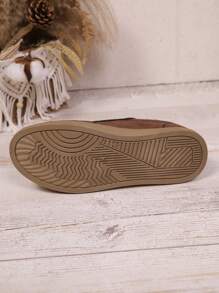 New Casual Sports Shoes, Fashion Versatile Suede-Like Lace-Up Women Sneakers, Student Shoes