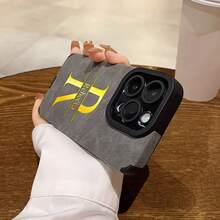 定制手机壳适用于 17 16 15 14 13 12 11 Pro Max 17 Air 14 15 16 Plus 个性化首字母名称 3D DIY 雕刻金色字母后盖烫印技术奢华韩国哑光皮革防震外壳皮套节日礼物送给爱人朋友家人自己孩子 - 深灰色 - 查看 3