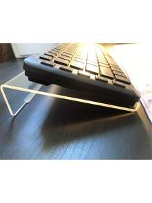 1pc Compact Desktop Lifter For Keyboard & Mini PC - Durable Plastic Space-Saving Stand (Uncharged/Mixed Color) - Ergonomic Workspace Organizer For Home/Office - Laptop Riser Accessory, Gaming Setup Essential, Minimalist Desk Solution, Wrist Support Helper, Cable Management Base