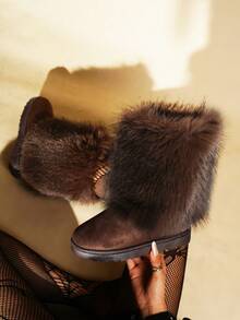 Damen Schneestiefel Y2K einfarbig 2025 Neu Herbst/Winter rutschfest Große Größen Schlüpfen Flauschig Flauschig Stiefel Dick warm Mode einfach sexy schlank Flauschig Schuhe elegant Flauschig Patchwork Party Dunkelbraun