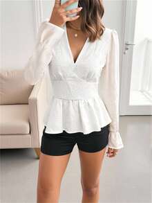 1 Stück Damen Bluse mit Blumen-Hohlmuster und Rüschenkante, geeignet für Lässig-Wear und Dates, Herbst - Weiss - Übersicht 1