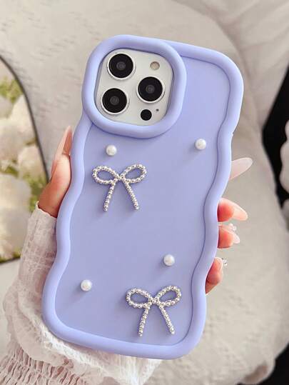 1pc Millennium Dopamine Macaron Big Wave Phone Case Compatible With Apple 16/Redmi Note 11 4G/Galaxy A55/Infinix Note 30/ Moto E30/Camon 20/Camon 20 Pro 4G/Spark 8C/Spark Go 2022/Smart 7, Smart 8, Metal Bowknot Pearl Decor Waterproof Shockproof Anti-Fall Scratch Resistant