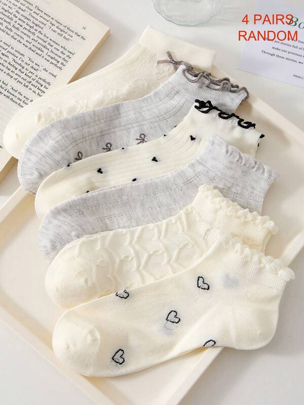 4 đôi tất nữ màu đen trắng xếp ly kiểu Lolita ba lê, họa tiết bao gồm: trái tim, nơ, tất ngắn thanh lịch, phù hợp cho mọi mùa, giao hàng ngẫu nhiên.