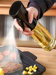 1 sticlă de pulverizare cu ulei de măsline, fabricată din material PET, potrivită pentru a conține diverse lichide, aplicabilă pentru grătar în aer liber, grătar, alimente cu conținut scăzut de grăsimi, salată, bucătărie, grătar, friteuză cu aer și camping, potrivită pentru femei, grătar ușor de acasă, pulverizator, sticlă de pulverizare reîncărcabilă. Gadget de bucătărie, accesoriu de bucătărie, sezonul de întoarcere la școală (culoare și stil aleatoriu)