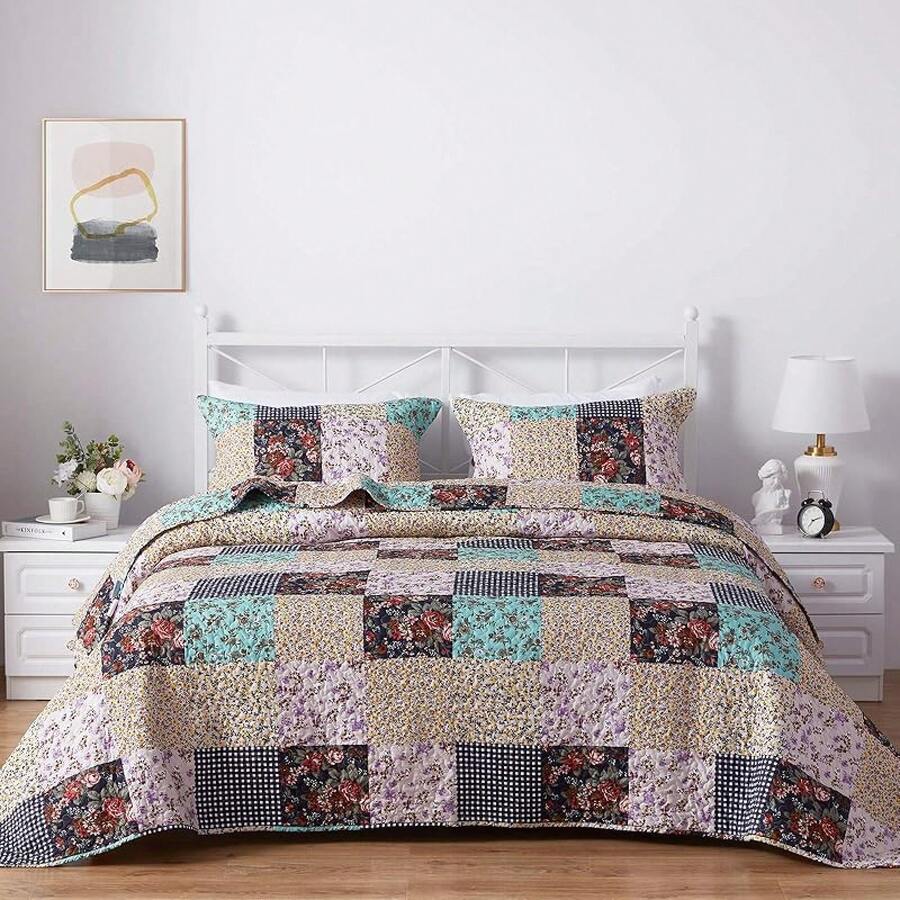 Size Olive Green Lightweight Comforter Bedspreads, Full Size Quilt Bedding Set, Durable Quilted Stitching Coverlet With 2 Pillow Shams All Seasons 3pcs, Home Quilts - 10 - 復古花卉圖案 - View 1