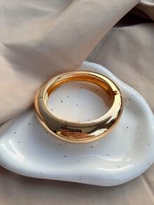 1 Piece Asymmetrical Geometric Bracelets With Gold And Silver Spring Clasp In Minimalist Style - IPL2551116 - View 6