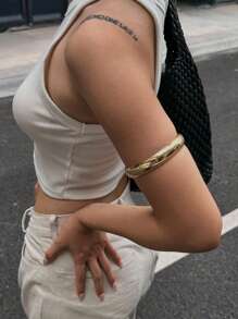 1 件欧美设计熔岩开口臂链，时尚液体流动风格金属臂手链（实际形状扁平，可自由调节）