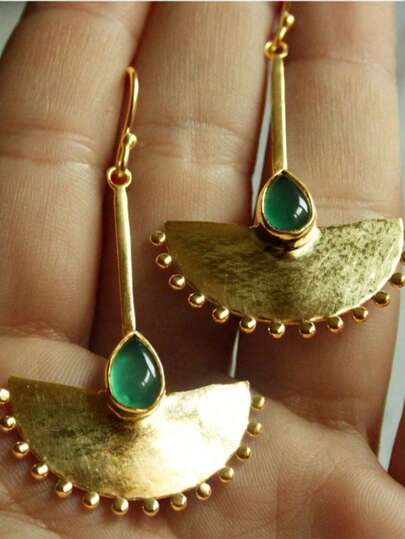2pcs Bohemian Style Metal Drop Earrings, Inlaid Green Teardrop Gemstone, Handmade Crescent Design, Long Pendant Earrings, Elegant Jewelry, Suitable For Party, Wedding, Daily Wear, Gift For Her, Low Allergy, Fashionable & Unique, Lightweight & Shiny