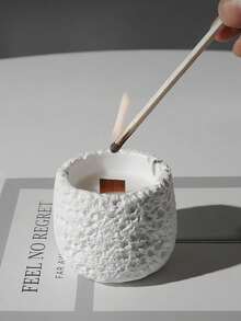 1pc, Exquisite Soybean Wax Candle, Moon Texture Appearance, Relaxing And Romantic Fragrance Candle, Aromatherapy Candle, Christmas Decorations Candle, Smokeless Candle, Soy Candles, Non-Paraffin, Luxury Handcrafted Aromatherapy Candles, And Long-Lasting Aroma, Odor Elimination, Gifting, Best For Men And Women For Birthday/ Christmas, Dinner Lighting, Prop/Assist In Marriage Proposals, And Relaxation, Bestfriend Gifts, Gift For Woman