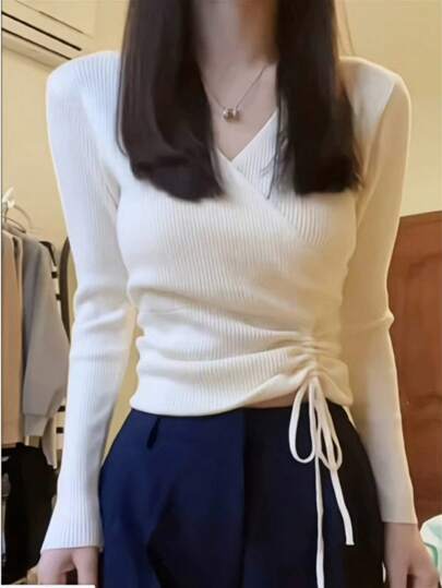 白色抽绳 V 领针织汗衫，修身短款长袖毛衣上衣，女士秋季