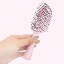 MINISO Pink Mini Portable Vertical Bone Comb With Cleaning Brush, Portable And Easy To Carry, Easily Manage Your Hair And Keep Your Hairstyle Anytime, Anywhere (1 PC) - Pink - View 4