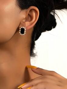 1 Pair Fashionable Faux Pearl Geometric Stud Earrings, Suitable For Daily Wear - Multicolor - View 2