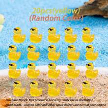 40 件迷你鸭子和发光小动物雕像，迷你鸭子 10 种款式 40 件迷你树脂鸭子可爱夜光顶饰小鸭子，DIY 花园景观装饰，盆栽装饰，办公桌面装饰