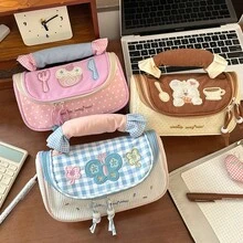 1 chiếc - Hộp bút nữ in hình hoạt hình dung tích lớn, túi đựng văn phòng phẩm đa năng dung tích lớn, có thể dùng làm túi đựng văn phòng phẩm cho bé gái, hộp bút cho học sinh tiểu học/trung học, hộp đựng đồ dùng văn phòng phẩm hoặc túi đựng đồ dùng học tập cho sinh viên đại học. - Nhiều màu - Xem 12