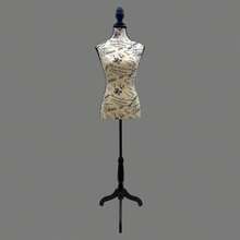 Minimalist Bust Form, Korean Style Flat Chest Full Body Clothing Store Display Prop