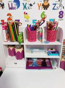 1个白色桌面收纳架，适用于卧室、客厅、办公室、书桌、梳妆台、宿舍，可收纳笔、马克笔、胶带、小雕像、书籍、电脑、杯子、化妆品等桌面物品。（请勿强行安装，标准尺寸，适合桌面使用）