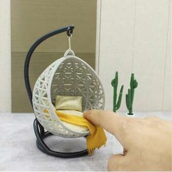 1:12比例迷你房屋微型枕头模型、迷你沙发装饰枕头、迷你秋千椅、DIY摄影道具、迷你房屋装饰部件、迷你房屋微型模型