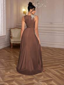 女士优雅高开叉碎花晚礼服、派对礼服、婚礼宾客礼服、正式礼服、晚礼服