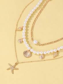Set di 3 collane alla moda da spiaggia con conchiglie, stelle marine e perle finte, adatte per l'uso quotidiano e per le vacanze delle ragazze