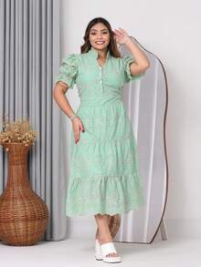 Women's Midi Dress With Embroidered Laise, All-Over Print, Embroidery, Button, Ruffle, Gathered, Formal And Evening - Bicolor Water Green - View 1