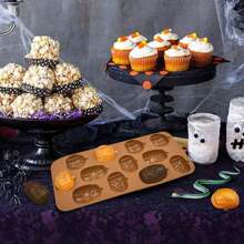 1/3pcs-3D Halloween Silicone Mold - Pumpkin Bat Skull Design For DIY Fondant, Chocolate, Jelly & Jello Baking - Durable Kitchen Gadget For Halloween Decorations & Party Supplies, Halloween Decorations, Festive Treat Crafting, Spooky Kitchenware, Easyrelease Material