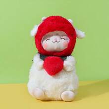 Tượng cừu đứng MINISO đáng yêu "Dâu tây - Không lo lắng" - Bộ sưu tập cừu kêu. Chất liệu nhung mềm mại, thân thiện với làn da, chi tiết tinh tế thể hiện trọn vẹn vẻ dễ thương. Lựa chọn tuyệt vời để sưu tầm đồ trang trí và làm bạn đồng hành giải tỏa căng thẳng (1 chiếc) - Đỏ - Xem 3