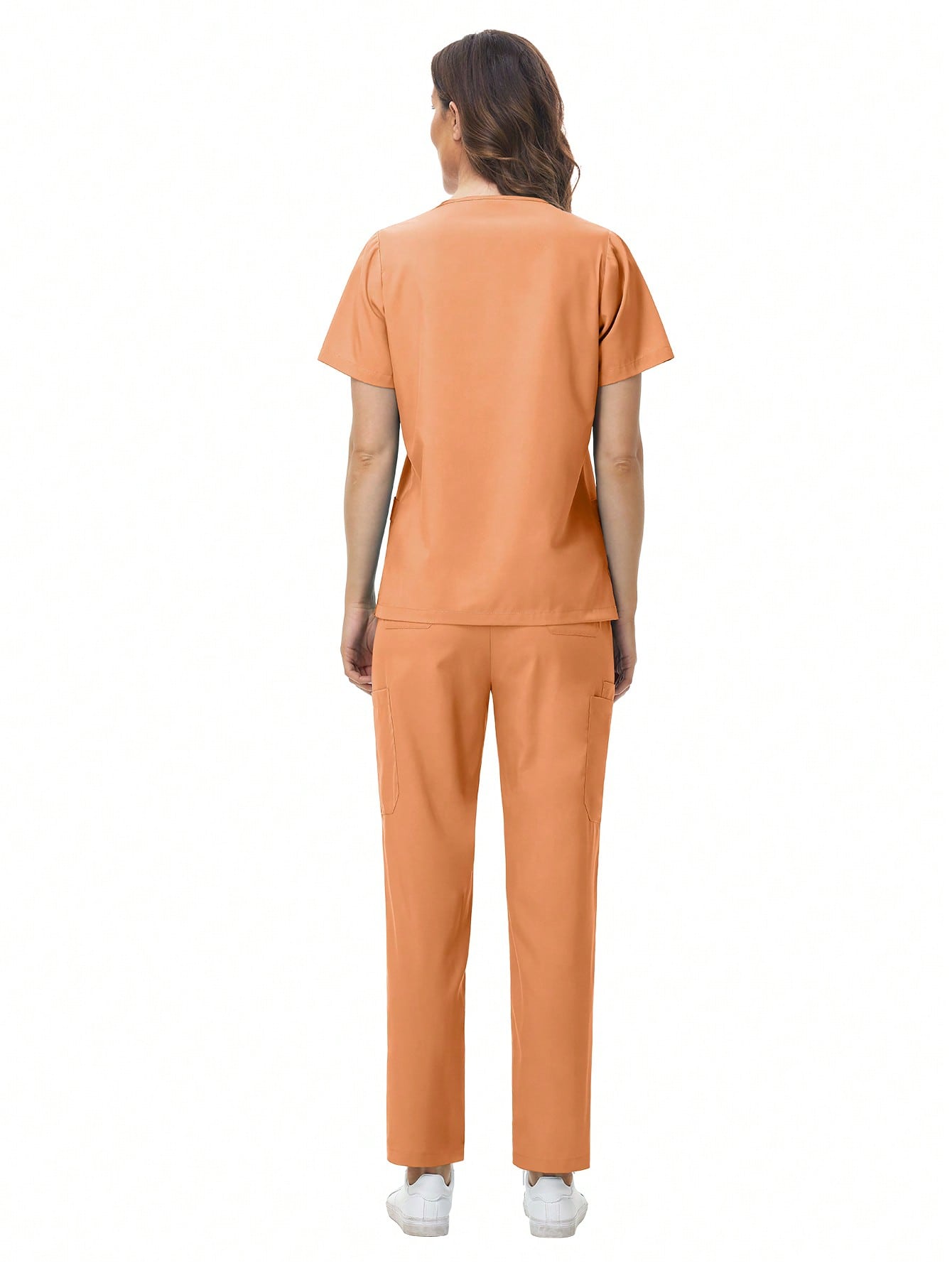 يونيفورم مميز للعاملات - عدة ألوان