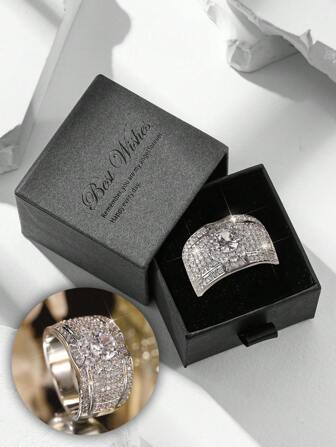 优雅礼盒方晶锆石镶嵌铜戒指，时尚设计，适合女性、婚礼、订婚、派对穿着和节日礼物