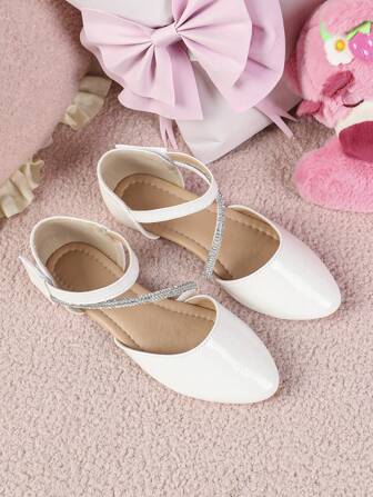 复古尖头平底鞋，修长双腿，不磨脚，舒适耐穿，夏季