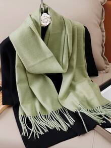 1 chiếc khăn choàng cashmere màu vàng tươi sáng, chất liệu mềm mại, có tua rua, dành cho nữ, kích thước 30*180cm, phù hợp với váy áo vào mùa xuân, hè, thu và đông. - Đậu xanh - Xem 2