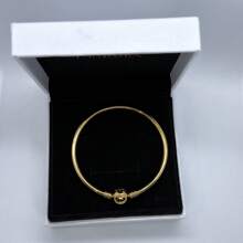 2 pièces Bracelet pendentif à tête ronde en bouton de mode pour femmes, os de serpent, convient pour un assortiment quotidien, cadeau de vacances parfait pour les femmes