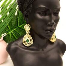 1 Coppia di orecchini alla moda da donna di stile mediorientale/arabo, orecchini a forma di lacrima stile marocchino/algerino da sposa con strass e design floreale traforato, gioielli da matrimonio