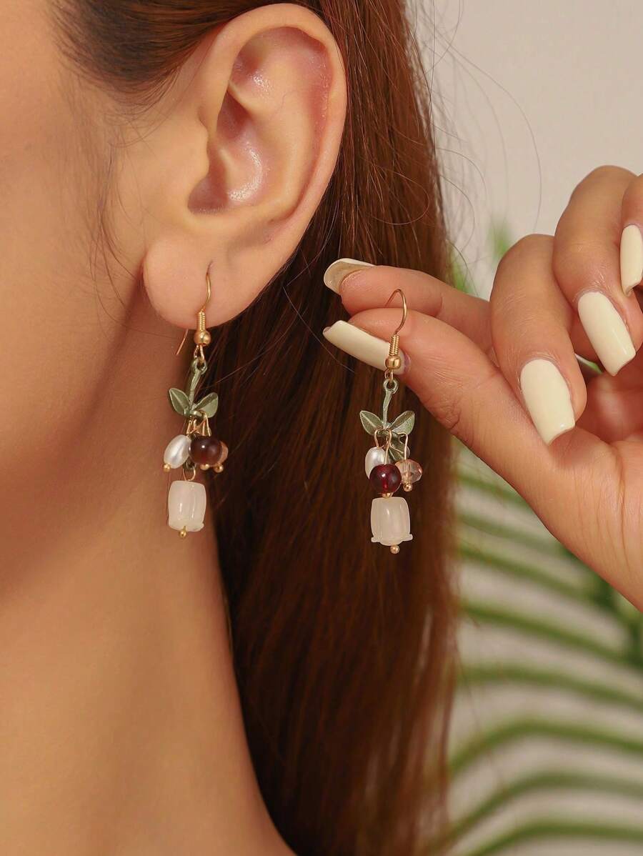 1 Pair Vintage Chinese Style Hollow Round Earrings For Women, Suitable For Casual Wear