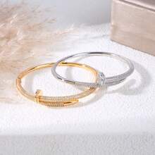 Vòng tay nữ tối giản cá nhân hóa đính đá Cubic Zirconia tổng hợp, vòng tay thời trang bền chắc cao cấp nhẹ sang trọng, phụ kiện trang sức đa năng, chất liệu đồng. - Vàng - Xem 6