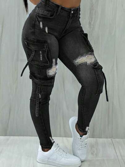 Autumn's Hottest Retro Jeans: Y2K Cargos With Flap Pockets – Fall-Ready Street Style