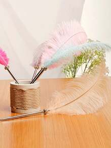 1pc Retro Feather Pen, Soft & Fluffy Wedding Signature Feather Pen, Western Style Wedding Guest Book Signing Pen, Suitable For Office, Wedding, Bride Party Supplies