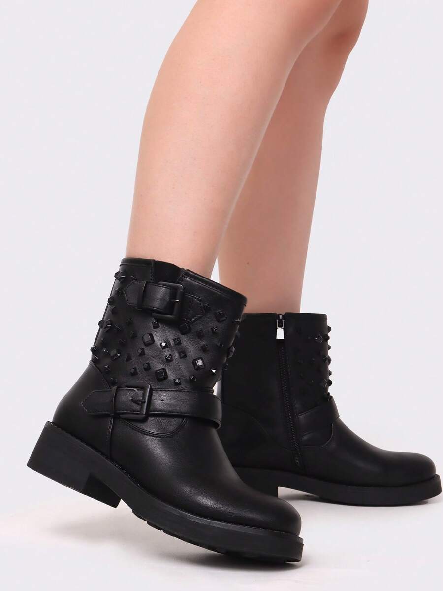 STIVALETTO BASSO IIN PELLE SINTETICA CON BORCHIETTE E CERNIERA INTERNA - Black - View 1