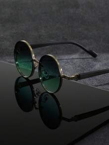 نظارات بإطار معدني وبلاستيكي ذو لونين دائري كامل بطراز جوتيك شامل للجميع، ديكور رجالي للموضة، هدية مناسبة للعطلات الصيفية والشاطئ والعطلات والمناسبات العائلية والحفلات والخروجات - قطعة واحدة من إطار ذهبي وأرجل خشبية متدرجة اللون الأخضر - مشاهدة 3