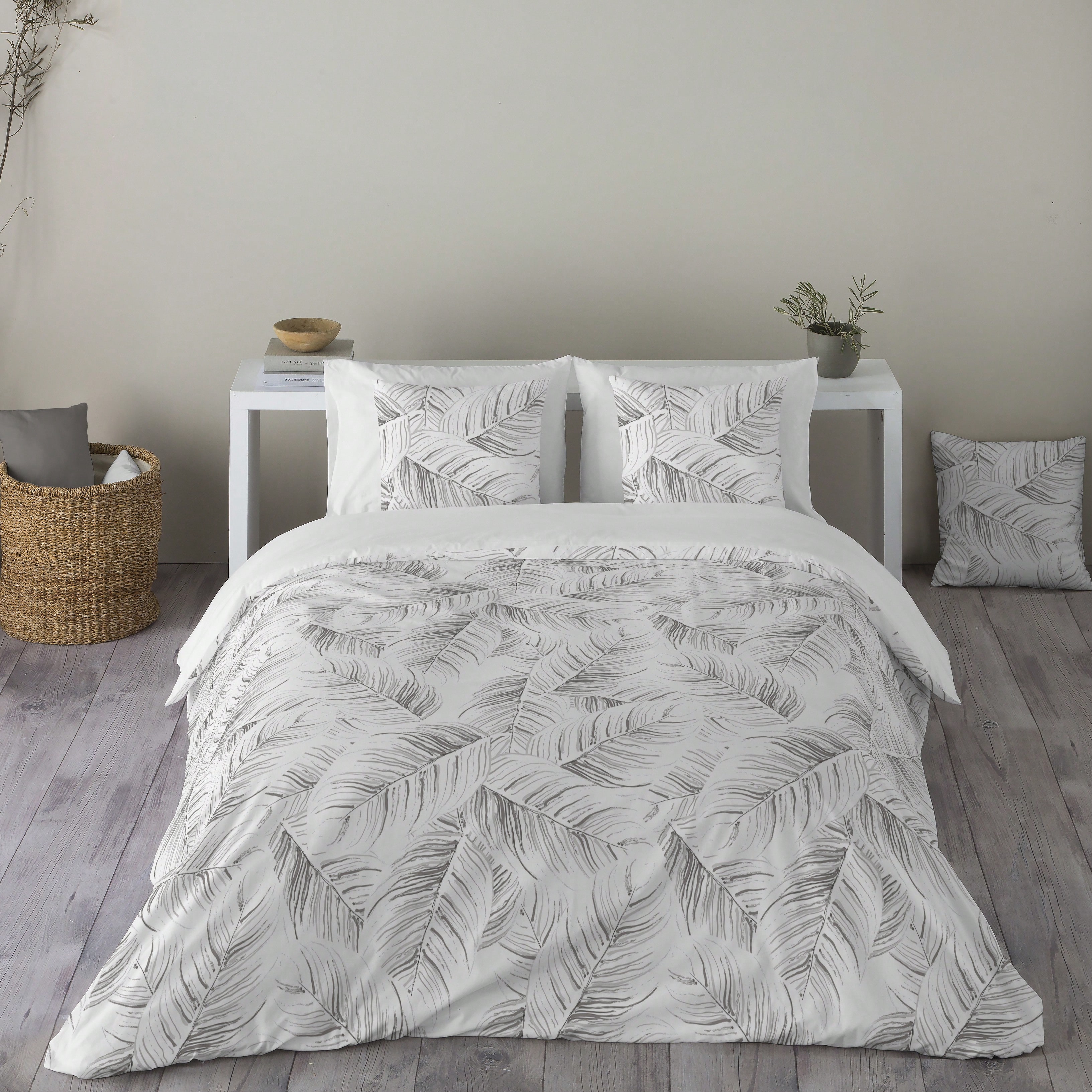 Acanthus Stone