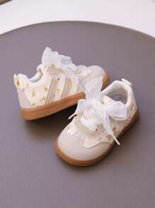 1 Pair Floral Lace Cute Baby Sneakers, Patchwork Soft Bottom Lightweight Casual Shoes For Girls