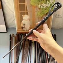 Warner Bros 2 piezas Varita oficial de Warner Bros. Harry Potter, Varita de Hermione, Varita mágica de Ron, Varitas de personajes de la serie de películas de Harry Potter, hechas de resina con núcleo de metal, accesorios de disfraz de Halloween, accesorios de escenario, regalo de Navidad, adecuado para la colección de fans de Harry Potter