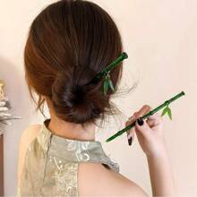 2Pcs Green Bamboo Leaf Hair Stick Pin Resin Chinese Hair Sticks For Buns Vintage Hair Chopsticks For Women Girls Hairpin Hairstick Japanese Hair Stick Chinese Hair Pin Hair Accessories