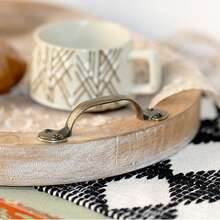 1PC Pastry Solid Wood Tray, Wooden Tea Tray Serving Tray With Handles For Home Decor Decorative Round Tray For Living Room Decor Coffee Table Decor Kitchen Table Decor Or Farmhouse Serving Tray