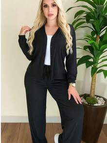 ✨ ¡CONJUNTO ELEGANTE Y CÓMODO DISPONIBLE ! ✨  ¿Buscas estilo sin complicarte? ‍♀️ Este conjunto de blusa manga larga con botón + pantalón a juego es la combinación perfecta entre elegancia y comodidad - Negro - Ver 2