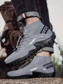 全新青少年户外运动鞋，男童登山鞋，橡胶底，透气编织网眼鞋面，软底软面，男童运动鞋