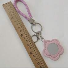 Porte-clés miroir de poche en forme de fleur, miroir de maquillage portable rouge à lèvres, pendentif de sac mignon en PU créatif