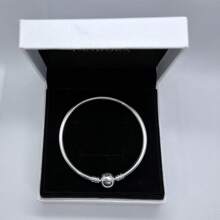 2 pièces Bracelet pendentif à tête ronde en bouton de mode pour femmes, os de serpent, convient pour un assortiment quotidien, cadeau de vacances parfait pour les femmes