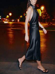 Women Satin Halter Tops Open Back Hidden Button Crop Tops Elegant Cowl Tank Tops Summer Sleeveless Loose Vests Solid Color Going Out Shirt Streetwear - 黑色 - 查看 6