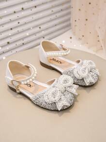 1 Pair Fashion Princess Shoes For Girls, Summer New Design With Bow Buckle, Closed Toe And Rhinestone Decor, Suitable For Outdoor Activities, Parties And Various Occasions